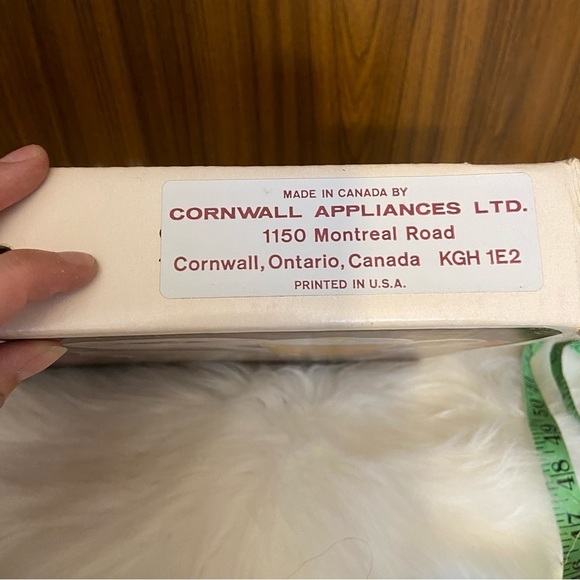 Vintage Cornwall Hot  Electric Tray food warmer 1970’s walnut colour - Picture 11 of 14